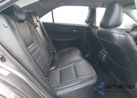 2016 Toyota Camry Xle z USA, uszkodzony, nr VIN 4T4BF1FK8GR560438